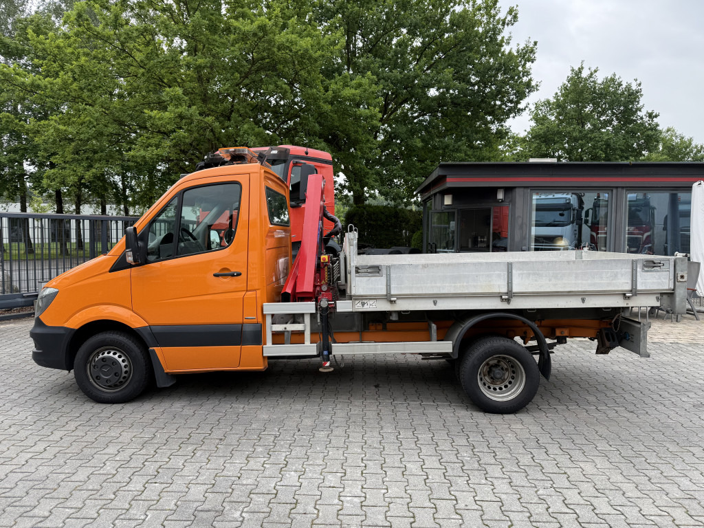 Mercedes-Benz Sprinter 516 Kipper mit Kran HMF 270 - Tarbesõiduk kallur: pilt 3 Mercedes-Benz Sprinter 516 Kipper mit Kran HMF 270 - Tarbesõiduk kallur: pilt 3