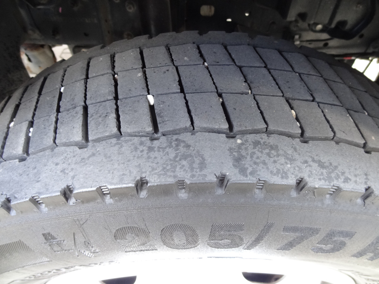 Mitsubishi Fuso 7C18 Meiller - Kallurauto: pilt 2 Mitsubishi Fuso 7C18 Meiller - Kallurauto: pilt 2