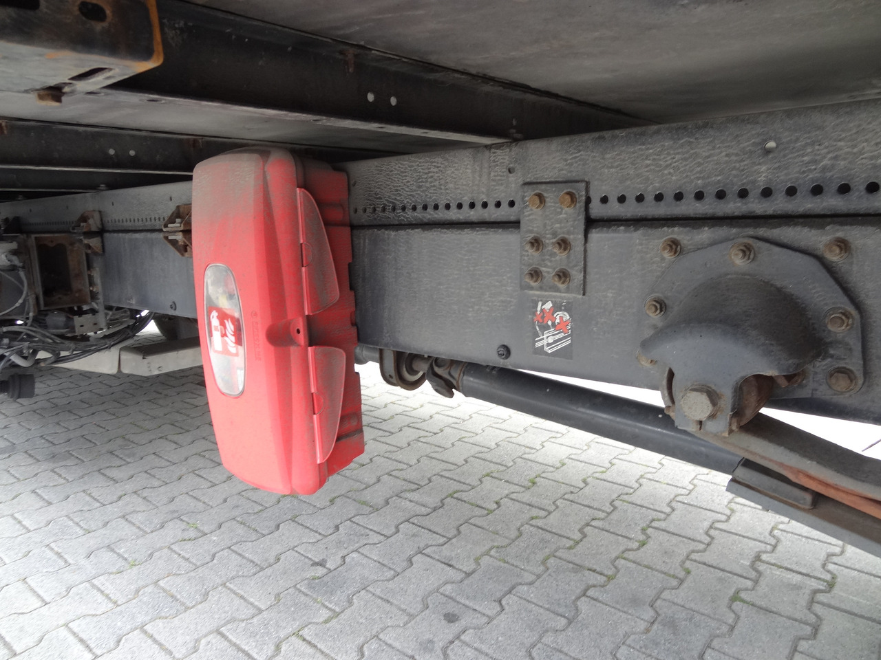 Renault D10.210 7m Koffer - Kasti veoauto: pilt 2 Renault D10.210 7m Koffer - Kasti veoauto: pilt 2