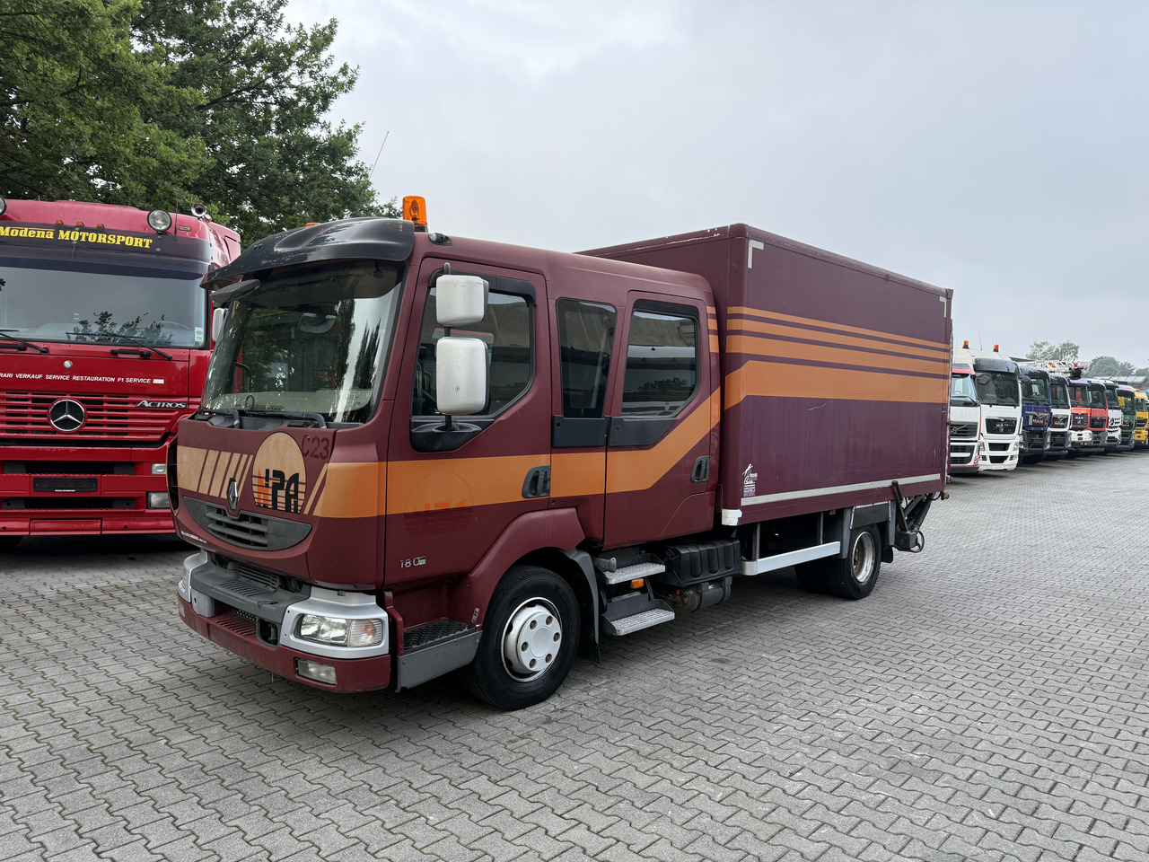 Renault Midlum 180.10 DoKa - Kasti veoauto: pilt 1 Renault Midlum 180.10 DoKa - Kasti veoauto: pilt 1
