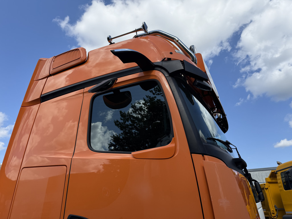 Mercedes-Benz Actros 2663 LS 6X4 Vollausstattung - Sadulveok: pilt 2 Mercedes-Benz Actros 2663 LS 6X4 Vollausstattung - Sadulveok: pilt 2