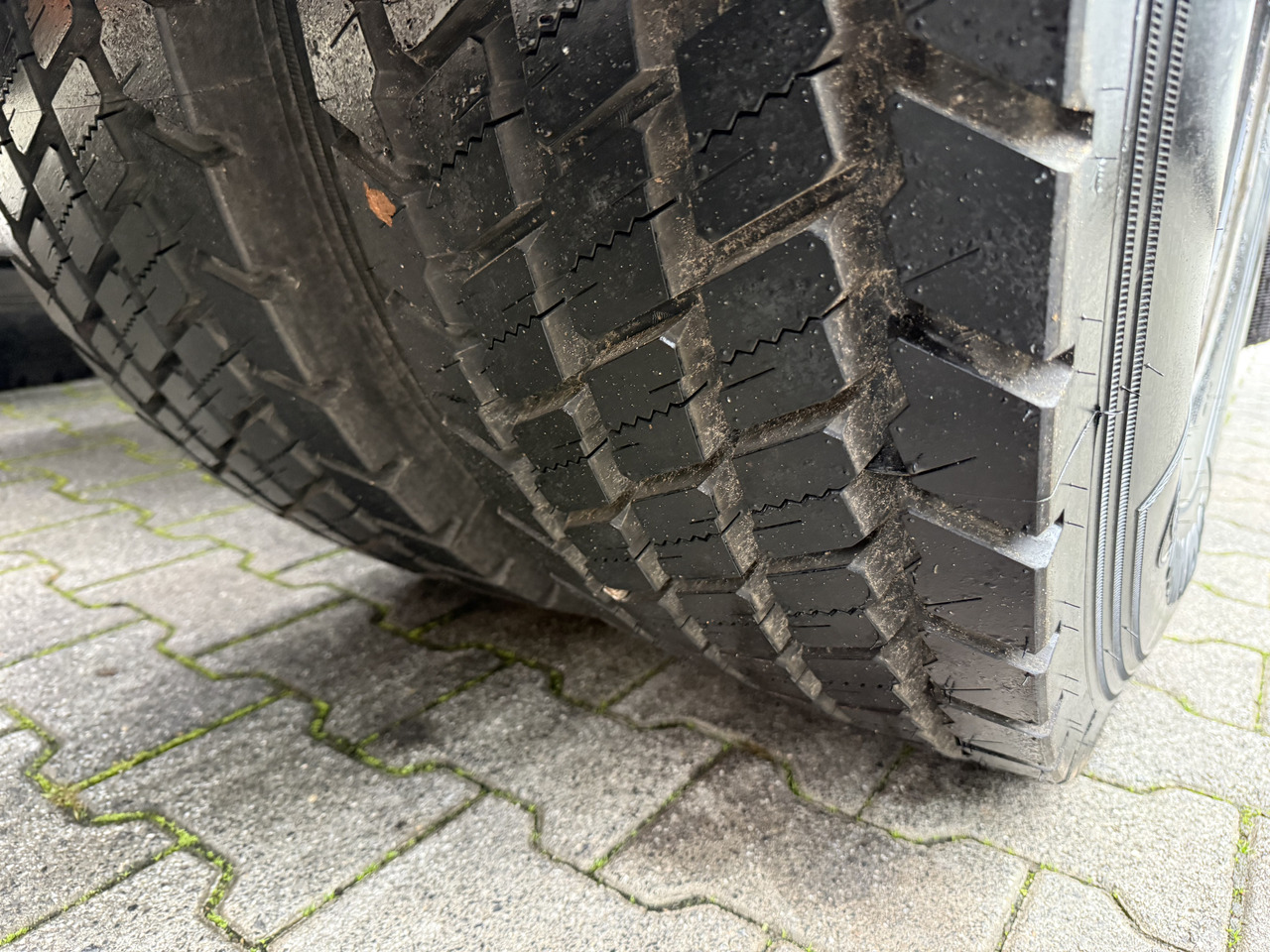 Scania P280 6X2*4 - Kabiinišassiiga veoauto: pilt 2 Scania P280 6X2*4 - Kabiinišassiiga veoauto: pilt 2