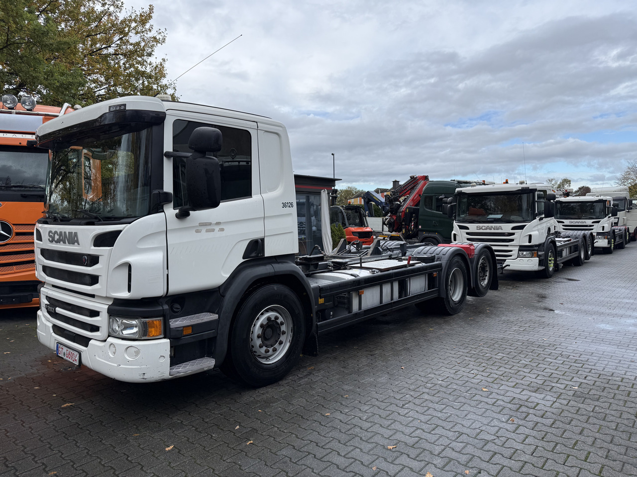 Scania P280 6X2*4 - Kabiinišassiiga veoauto: pilt 1 Scania P280 6X2*4 - Kabiinišassiiga veoauto: pilt 1