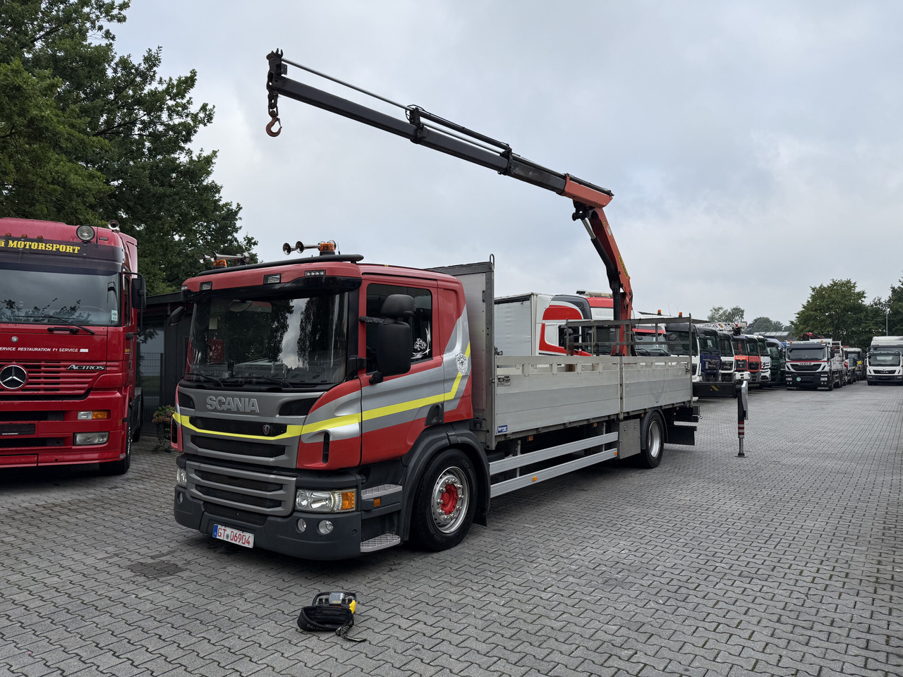 Scania P410 4X2 Palfinger PK 13001 - Kraanaga veoauto: pilt 1 Scania P410 4X2 Palfinger PK 13001 - Kraanaga veoauto: pilt 1