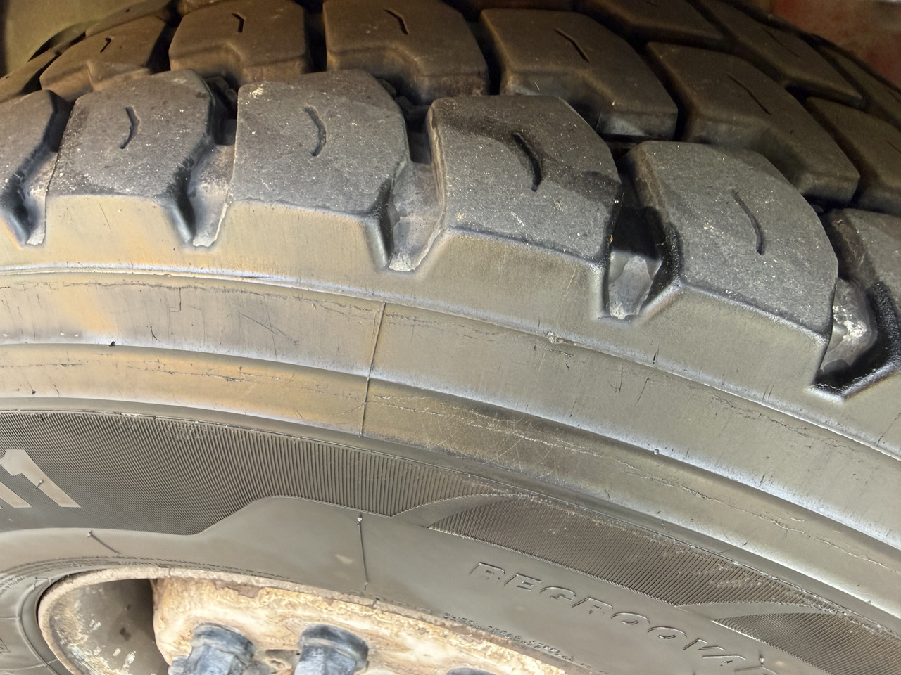 Scania R380 6X2*4 Kipper mit Kran HIAB 220 - Kallurauto, Kraanaga veoauto: pilt 3 Scania R380 6X2*4 Kipper mit Kran HIAB 220 - Kallurauto, Kraanaga veoauto: pilt 3