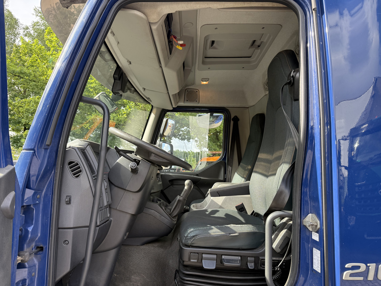 Volvo FL210 14 Tonner - Tent veoauto: pilt 4 Volvo FL210 14 Tonner - Tent veoauto: pilt 4