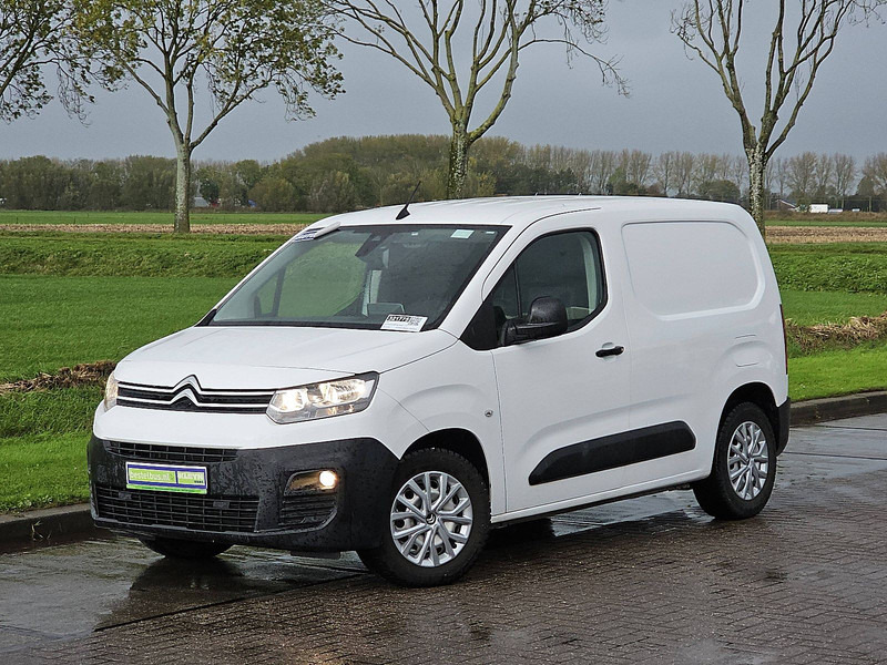Citroën Berlingo 1.2 L1 Benzine Automaat! - Tarbesõiduk furgoon: pilt 2 Citroën Berlingo 1.2 L1 Benzine Automaat! - Tarbesõiduk furgoon: pilt 2