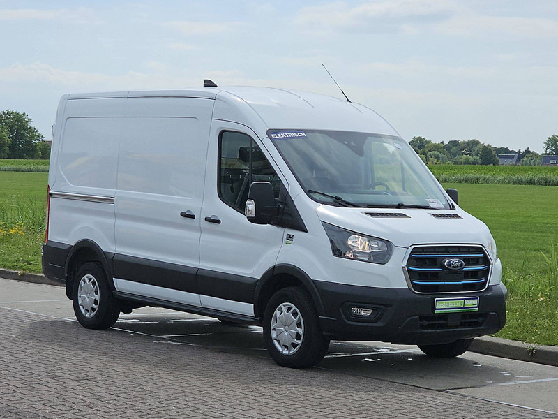 Ford E-Transit L2H2 68kWh Navi AC! - Kaubik, Elektrikaubik: pilt 5 Ford E-Transit L2H2 68kWh Navi AC! - Kaubik, Elektrikaubik: pilt 5