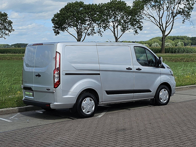Ford Transit Custom 2.0 L1H1 Navi Airco - Väike kaubik: pilt 3 Ford Transit Custom 2.0 L1H1 Navi Airco - Väike kaubik: pilt 3