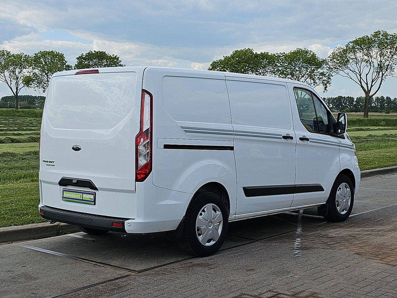 Ford Transit Custom 2.0 L1H1 Navi Euro6 - Väike kaubik: pilt 3 Ford Transit Custom 2.0 L1H1 Navi Euro6 - Väike kaubik: pilt 3