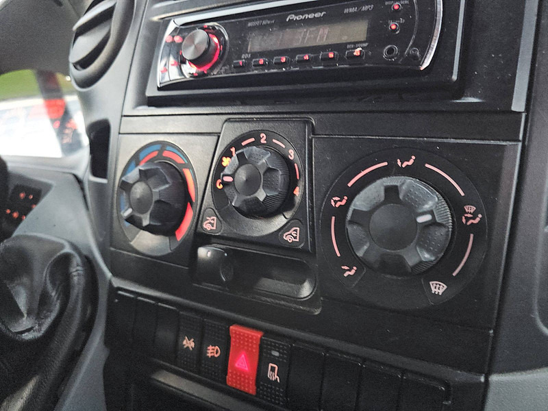 Tarbesõiduk furgoon Iveco Daily 35 S 12: pilt 11