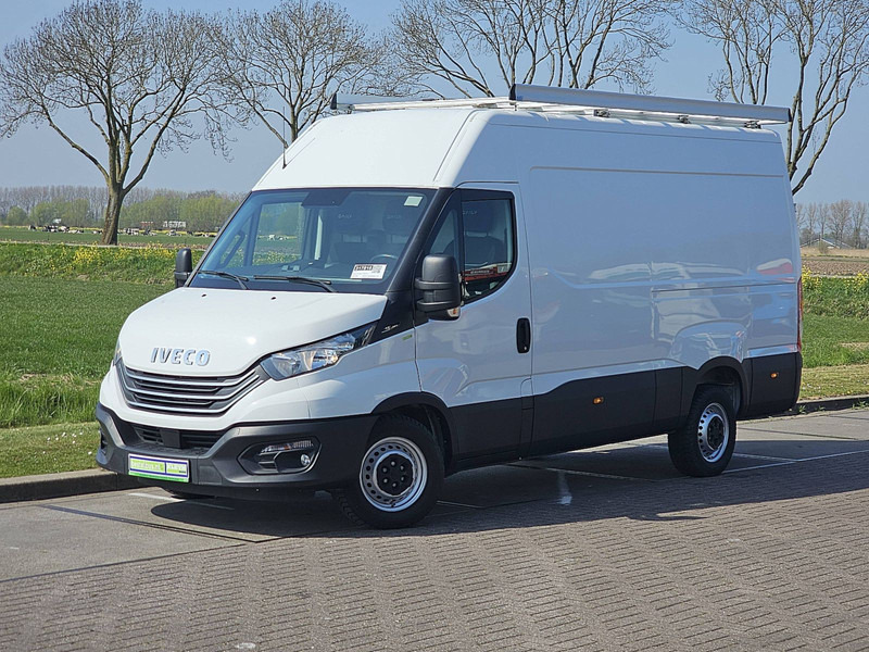 Iveco Daily 35S14 L2H2 CarPlay Euro6! - Kaubik: pilt 2 Iveco Daily 35S14 L2H2 CarPlay Euro6! - Kaubik: pilt 2