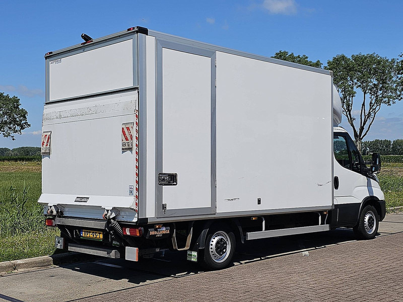 Iveco Daily 35S14 ac automaat EURO6 - Tarbesõiduk furgoon: pilt 3 Iveco Daily 35S14 ac automaat EURO6 - Tarbesõiduk furgoon: pilt 3