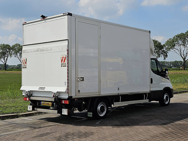 Iveco Daily 35S14 ac automaat EURO6 - Tarbesõiduk furgoon: pilt 3 Iveco Daily 35S14 ac automaat EURO6 - Tarbesõiduk furgoon: pilt 3