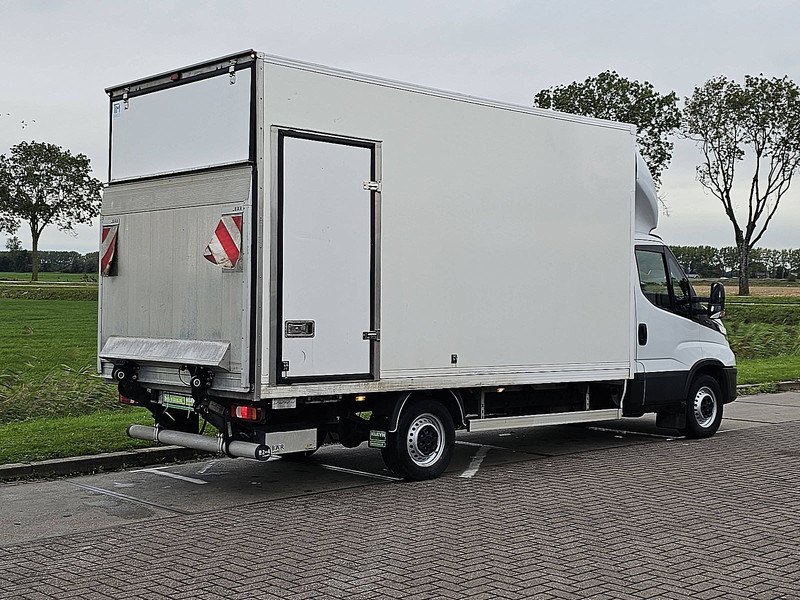 Iveco Daily 35S18 Bakwagen Laadklep! - Tarbesõiduk furgoon: pilt 3 Iveco Daily 35S18 Bakwagen Laadklep! - Tarbesõiduk furgoon: pilt 3