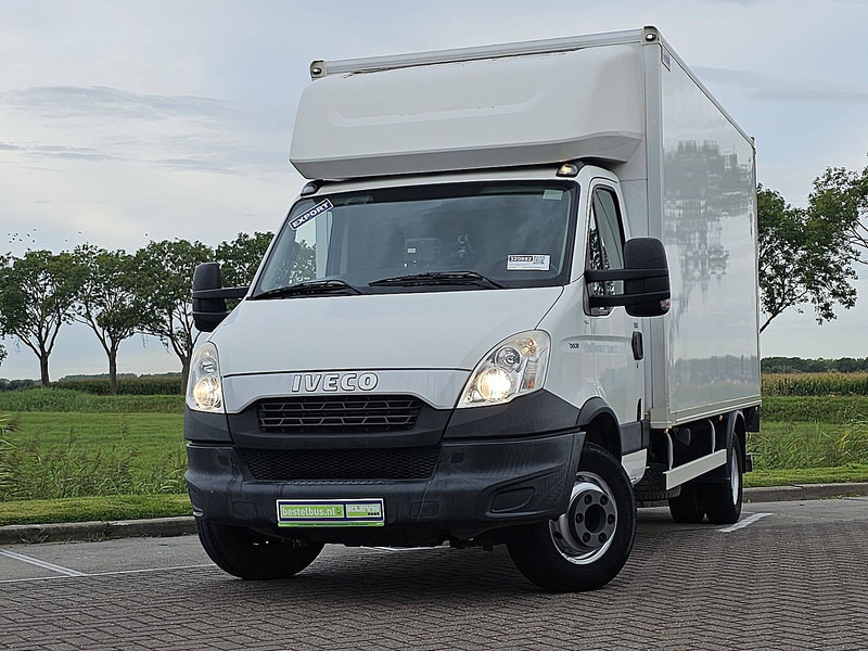 Iveco Daily 70C17 Bakwagen Laadklep! - Tarbesõiduk furgoon: pilt 1 Iveco Daily 70C17 Bakwagen Laadklep! - Tarbesõiduk furgoon: pilt 1