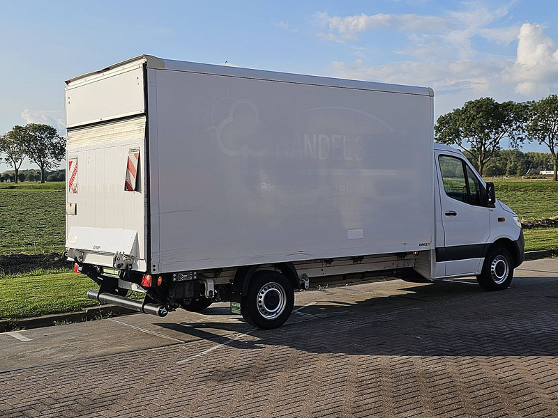Mercedes-Benz Sprinter 316 Bakwagen Laadklep! - Tarbesõiduk furgoon: pilt 3 Mercedes-Benz Sprinter 316 Bakwagen Laadklep! - Tarbesõiduk furgoon: pilt 3