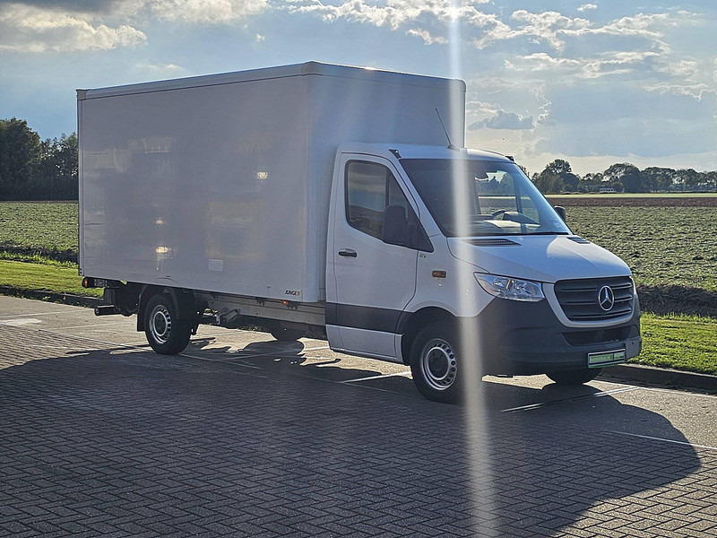 Mercedes-Benz Sprinter 316 Bakwagen Laadklep! - Tarbesõiduk furgoon: pilt 5 Mercedes-Benz Sprinter 316 Bakwagen Laadklep! - Tarbesõiduk furgoon: pilt 5