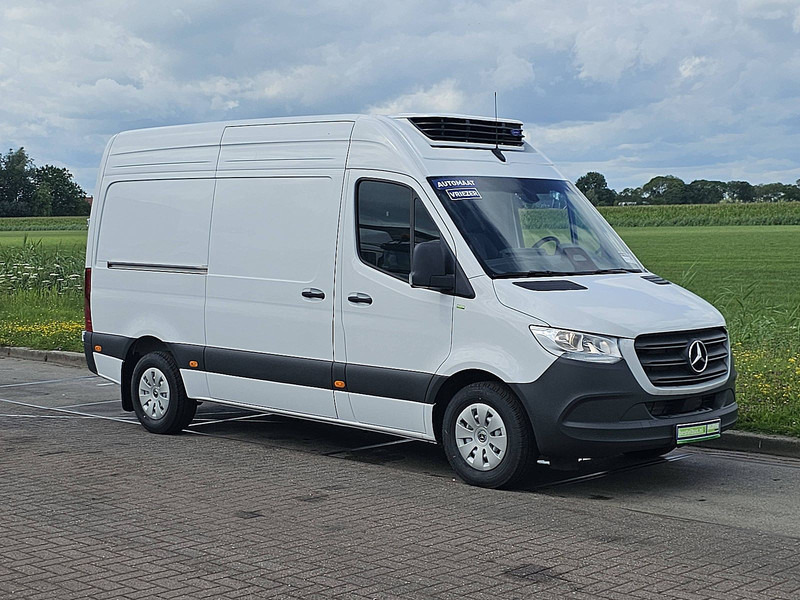 Mercedes-Benz Sprinter 317 L2H2 Koelwagen D/N! - Tarbesõiduk külmik: pilt 5 Mercedes-Benz Sprinter 317 L2H2 Koelwagen D/N! - Tarbesõiduk külmik: pilt 5
