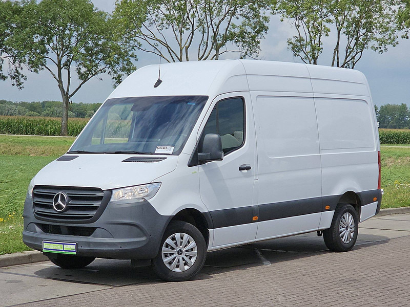 Mercedes-Benz Sprinter 317 L2H2 Mbux Airco - Kaubik: pilt 2 Mercedes-Benz Sprinter 317 L2H2 Mbux Airco - Kaubik: pilt 2