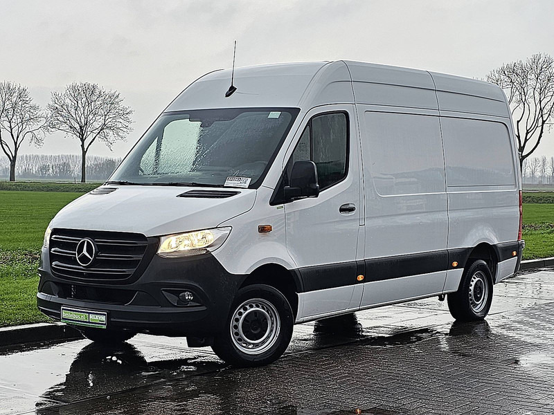 Mercedes-Benz Sprinter 317 L2H2 Mbux Navi RWD! - Kaubik: pilt 2 Mercedes-Benz Sprinter 317 L2H2 Mbux Navi RWD! - Kaubik: pilt 2