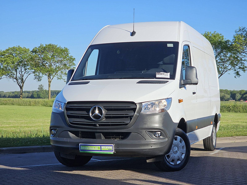 Mercedes-Benz Sprinter 317 L2H2 Navi RWD! - Kaubik: pilt 1 Mercedes-Benz Sprinter 317 L2H2 Navi RWD! - Kaubik: pilt 1
