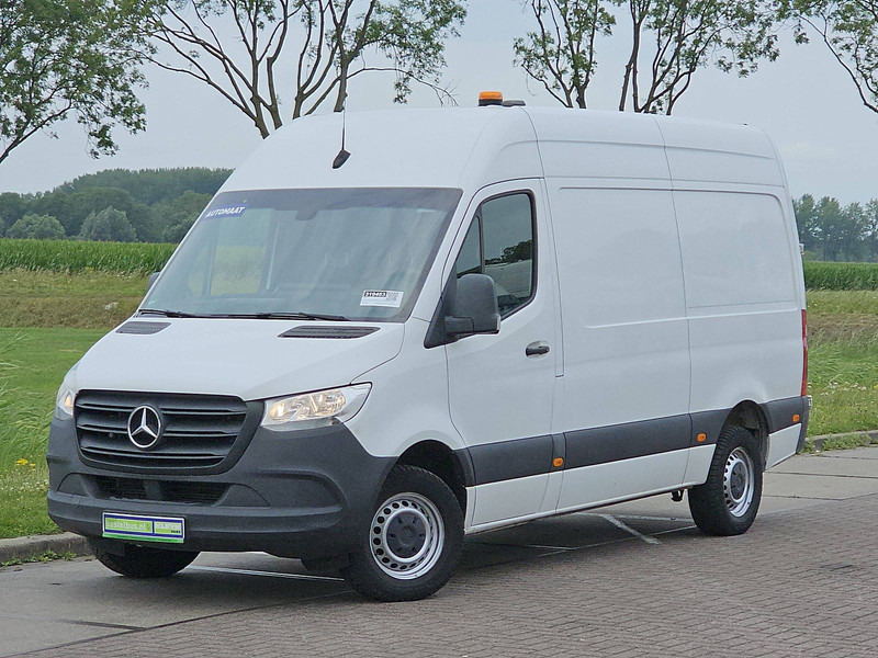 Mercedes-Benz Sprinter 319 L2H2 V6 3.5t-Trekh. - Kaubik: pilt 2 Mercedes-Benz Sprinter 319 L2H2 V6 3.5t-Trekh. - Kaubik: pilt 2