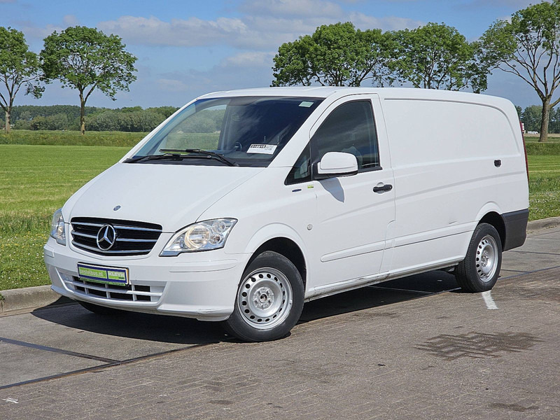 Mercedes-Benz Vito 110 - Väike kaubik: pilt 2 Mercedes-Benz Vito 110 - Väike kaubik: pilt 2