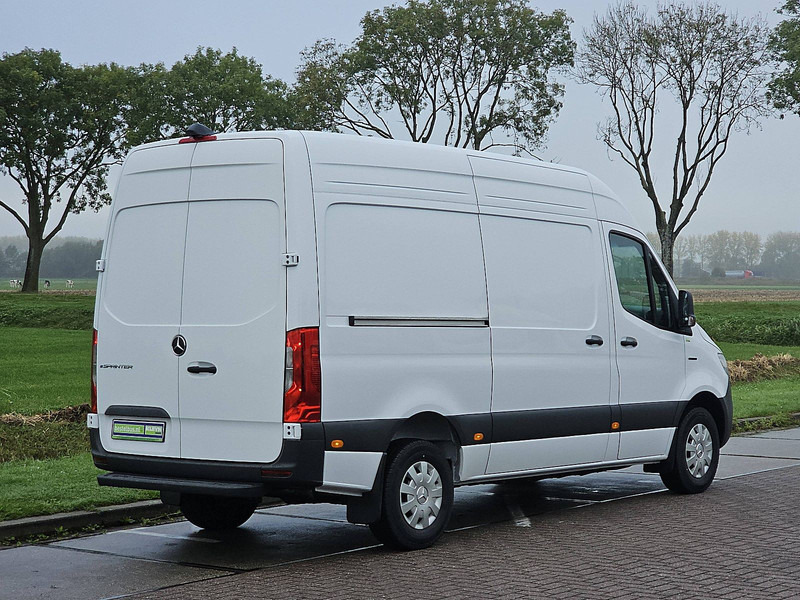 Mercedes-Benz eSprinter  320 L2H2 81kWh Nieuw - Kaubik, Elektrikaubik: pilt 3 Mercedes-Benz eSprinter  320 L2H2 81kWh Nieuw - Kaubik, Elektrikaubik: pilt 3
