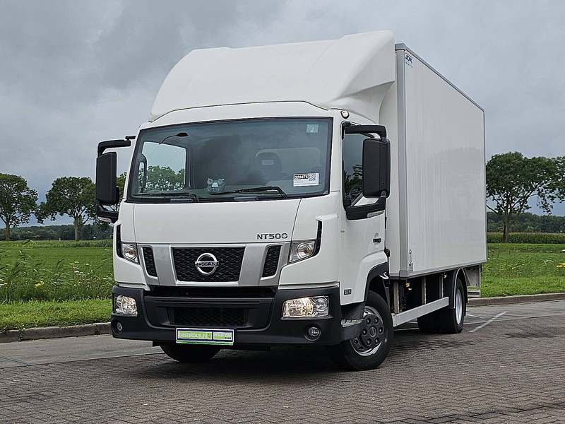 Nissan NT500 ac 3.0 EURO6 - Tarbesõiduk furgoon: pilt 1 Nissan NT500 ac 3.0 EURO6 - Tarbesõiduk furgoon: pilt 1