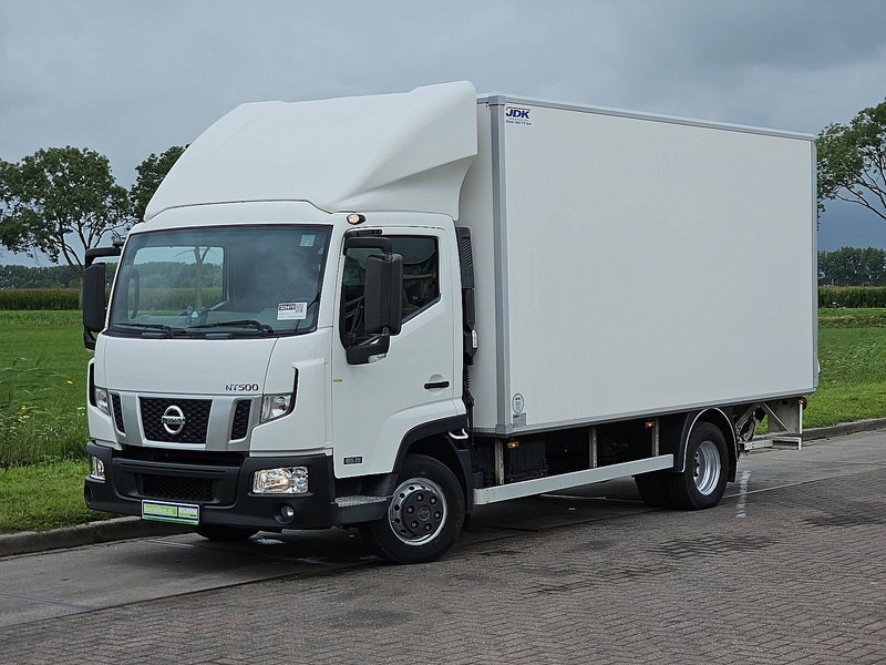 Nissan NT500 ac 3.0 EURO6 - Tarbesõiduk furgoon: pilt 2 Nissan NT500 ac 3.0 EURO6 - Tarbesõiduk furgoon: pilt 2