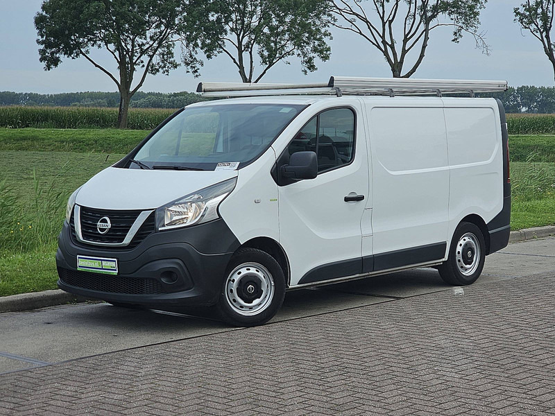 Nissan nv 300 1.6 DCI L1H1 - Väike kaubik: pilt 2 Nissan nv 300 1.6 DCI L1H1 - Väike kaubik: pilt 2