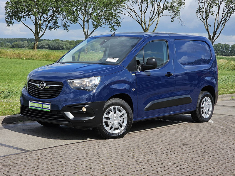 Opel Combo 1.3 L1 Navi PDC Trekhaak - Väike kaubik: pilt 2 Opel Combo 1.3 L1 Navi PDC Trekhaak - Väike kaubik: pilt 2