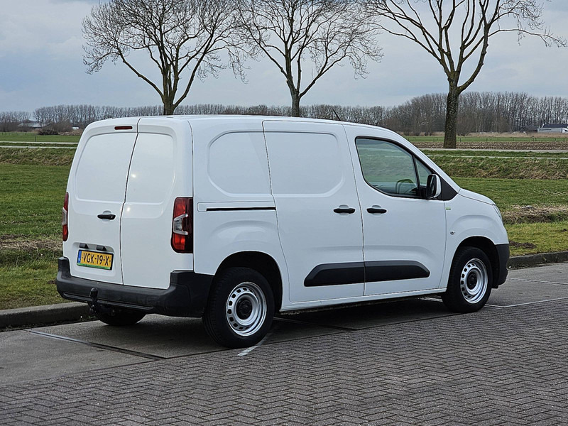 Opel Combo 1.5 L1 Euro6 Trekhaak AC - Tarbesõiduk furgoon: pilt 3 Opel Combo 1.5 L1 Euro6 Trekhaak AC - Tarbesõiduk furgoon: pilt 3