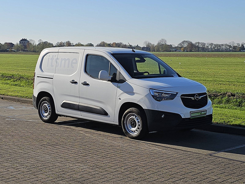 Opel Combo 1.6 D - Tarbesõiduk furgoon: pilt 5 Opel Combo 1.6 D - Tarbesõiduk furgoon: pilt 5