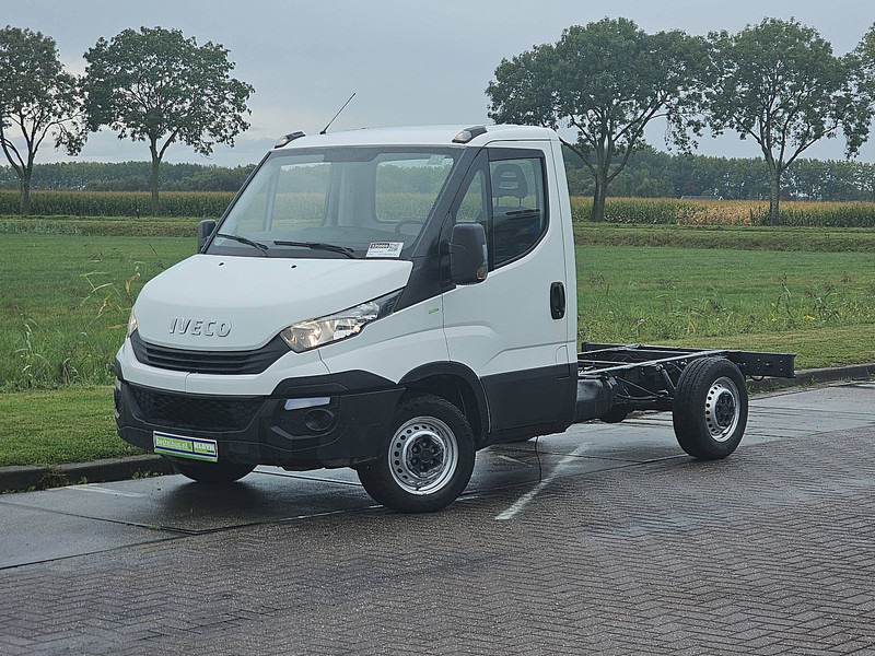 Iveco Daily 35 S 12 CHASSIS - Tarbesõiduk: pilt 2 Iveco Daily 35 S 12 CHASSIS - Tarbesõiduk: pilt 2