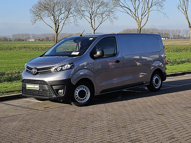 Toyota pro-ace 1.6 Worker EURO6 - Väike kaubik: pilt 2 Toyota pro-ace 1.6 Worker EURO6 - Väike kaubik: pilt 2