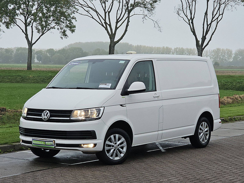 Volkswagen Transporter 2.0 TDI L1H1 Airco Euro6 NAP - Väike kaubik: pilt 2 Volkswagen Transporter 2.0 TDI L1H1 Airco Euro6 NAP - Väike kaubik: pilt 2