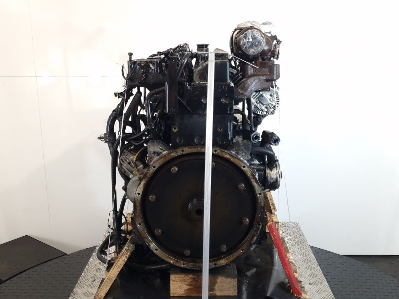 Cummins QSB3.3 / Komatsu SAA4D95LE-3A Engine (Plant) - Mootor - Ehitusmasinad: pilt 4 Cummins QSB3.3 / Komatsu SAA4D95LE-3A Engine (Plant) - Mootor - Ehitusmasinad: pilt 4