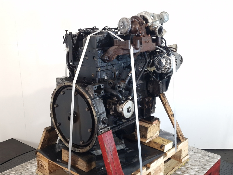 Cummins QSB3.3 / Komatsu SAA4D95LE-3A Engine (Plant) - Mootor - Ehitusmasinad: pilt 1 Cummins QSB3.3 / Komatsu SAA4D95LE-3A Engine (Plant) - Mootor - Ehitusmasinad: pilt 1