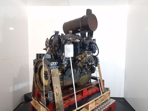 Komatsu S6D108-1 Engine (Plant) - Mootor - Ehitusmasinad: pilt 1 Komatsu S6D108-1 Engine (Plant) - Mootor - Ehitusmasinad: pilt 1