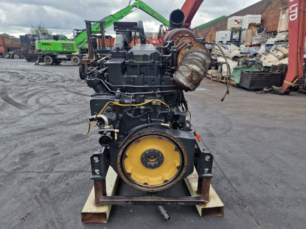 Komatsu SAA6D170E-3 Engine (Plant) PC1250-7 Excavator - Mootor - Ehitusmasinad: pilt 4 Komatsu SAA6D170E-3 Engine (Plant) PC1250-7 Excavator - Mootor - Ehitusmasinad: pilt 4