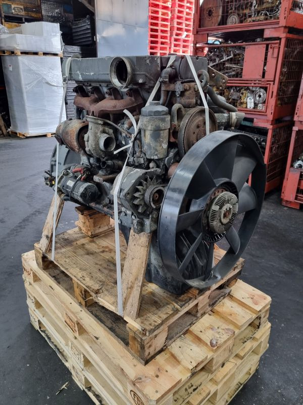 Mercedes Benz OM904LA.II/1-02 Non Adblue Engine (Truck) - Mootor - Veoauto: pilt 4 Mercedes Benz OM904LA.II/1-02 Non Adblue Engine (Truck) - Mootor - Veoauto: pilt 4