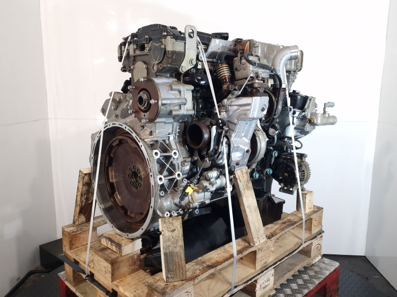 Mercedes Benz OM936LA.E4-1 D9H01 Twin Turbo Engine (Industrial) 935.912 - Mootor - Tööstusmasin: pilt 1 Mercedes Benz OM936LA.E4-1 D9H01 Twin Turbo Engine (Industrial) 935.912 - Mootor - Tööstusmasin: pilt 1