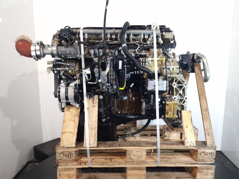Mercedes Benz OM936LA.E5-1 Twin Turbo + Hydraulic Pump Engine (Industrial) 935.916 - Mootor - Tööstusmasin: pilt 3 Mercedes Benz OM936LA.E5-1 Twin Turbo + Hydraulic Pump Engine (Industrial) 935.916 - Mootor - Tööstusmasin: pilt 3