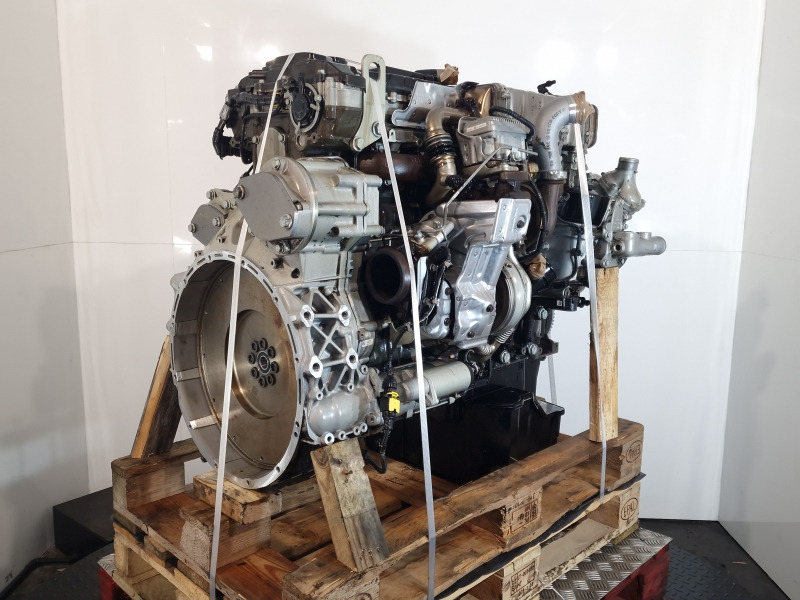 Mercedes Benz OM936LA.E5-2 E9H01 Twin Turbo Engine (Industrial) 936.916 - Mootor - Tööstusmasin: pilt 1 Mercedes Benz OM936LA.E5-2 E9H01 Twin Turbo Engine (Industrial) 936.916 - Mootor - Tööstusmasin: pilt 1