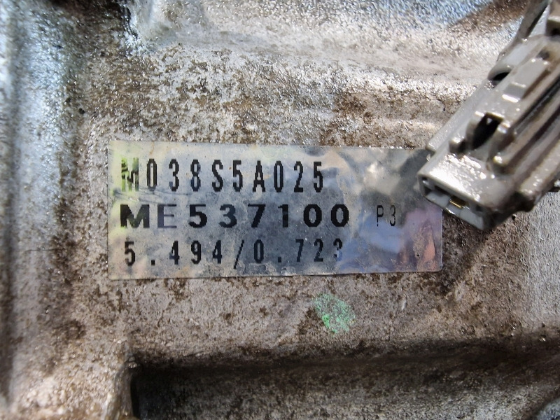 Mitsubishi M038S5A025 Manual Gearbox - Käigukast: pilt 2 Mitsubishi M038S5A025 Manual Gearbox - Käigukast: pilt 2