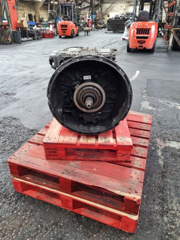Volvo AT2412C Gearbox - Käigukast: pilt 2 Volvo AT2412C Gearbox - Käigukast: pilt 2