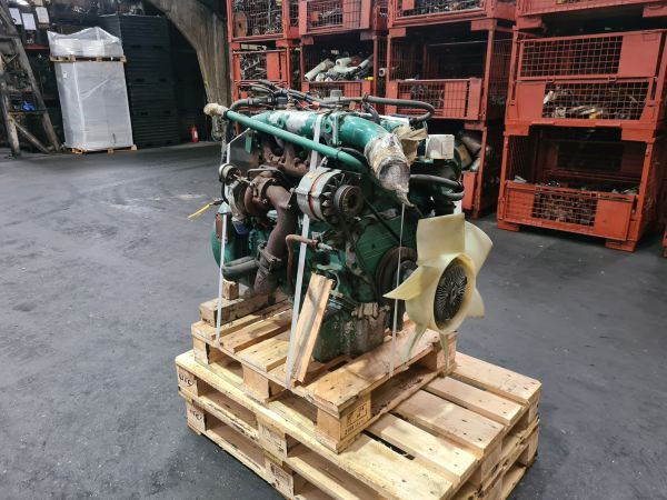 Volvo D4A Perkins 1004 Engine - Mootor - Ehitusmasinad: pilt 4 Volvo D4A Perkins 1004 Engine - Mootor - Ehitusmasinad: pilt 4