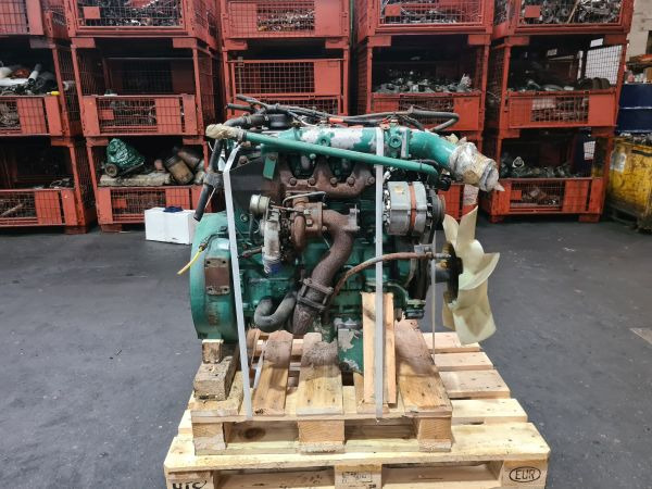Volvo D4A Perkins 1004 Engine - Mootor - Ehitusmasinad: pilt 3 Volvo D4A Perkins 1004 Engine - Mootor - Ehitusmasinad: pilt 3